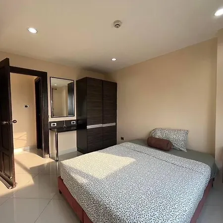 Park Lane Resort By Best Asset Jomtien Beach Exterior photo